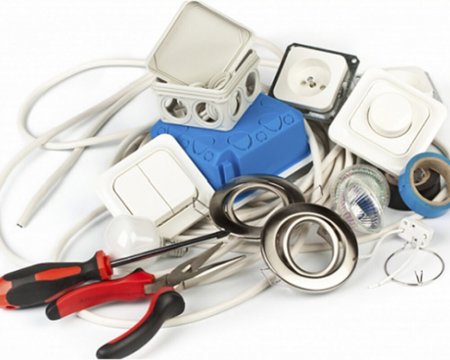 Набор инструментов для домашнего электрика